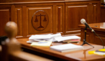 When To Settle & When To Go To Court